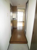 玄関 ルミエ－ル２１