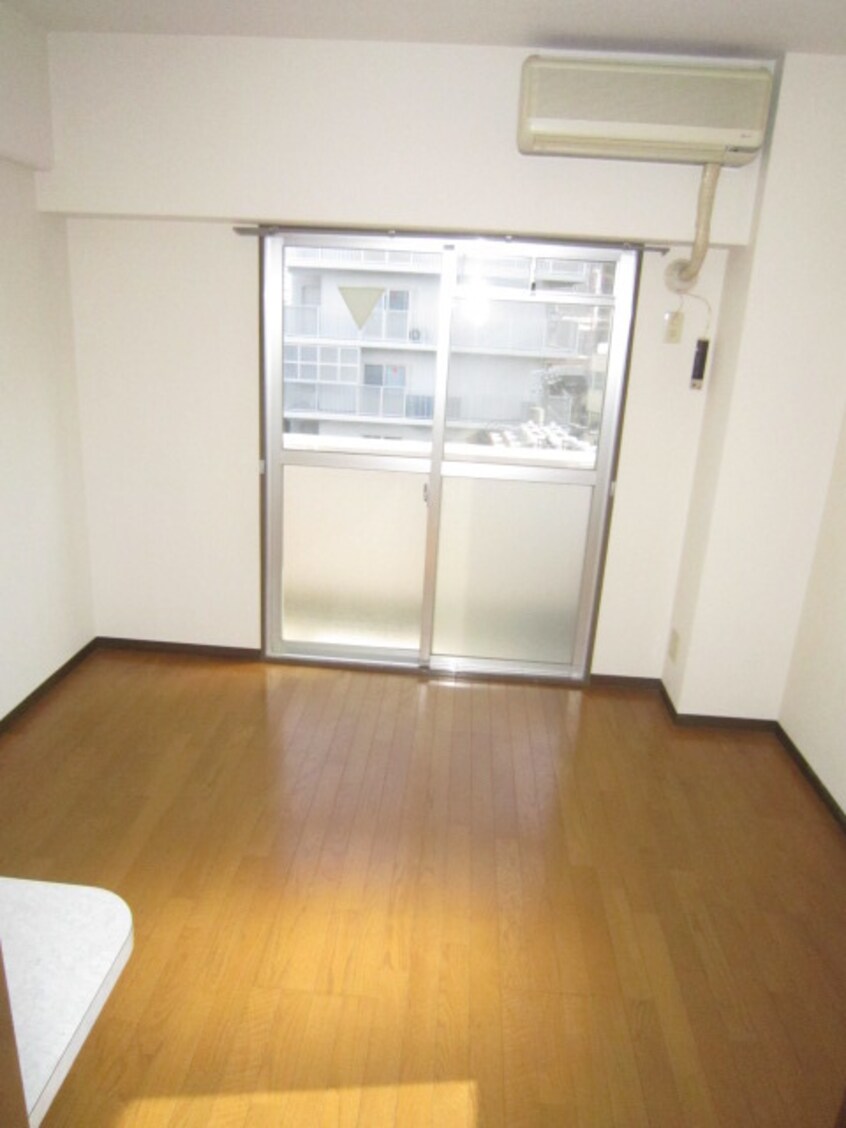 居室 ルミエ－ル２１