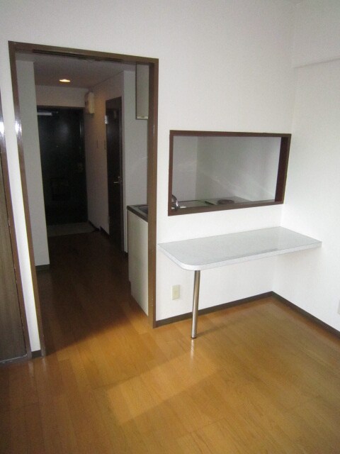 居室 ルミエ－ル２１