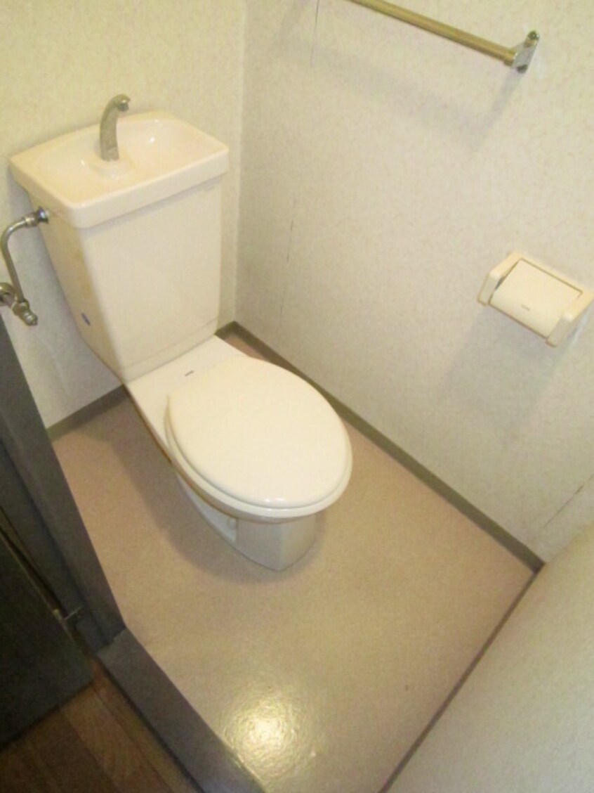 トイレ ルミエ－ル２１