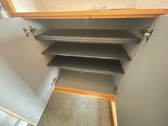 収納 登美丘ハイツ