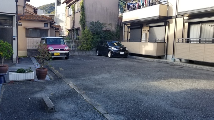 駐車場 シャルム箕面