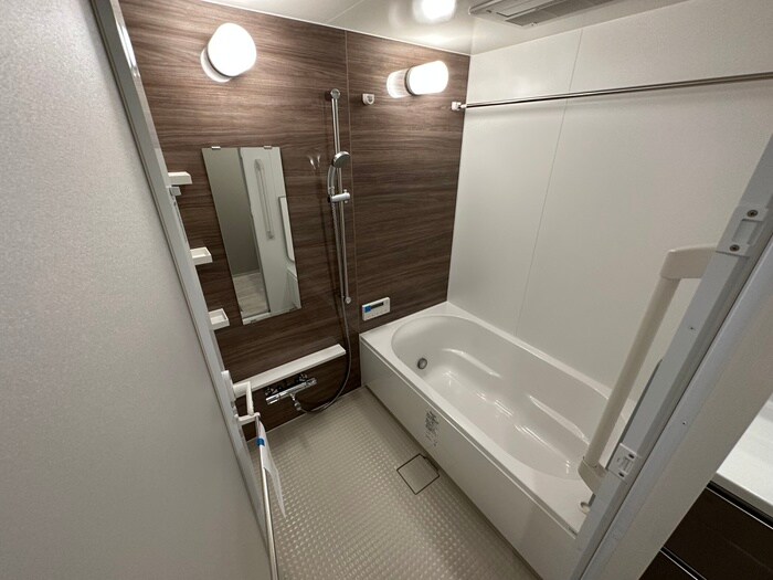 バス／シャワールーム等 ローレルスクエア柏原（５０５）