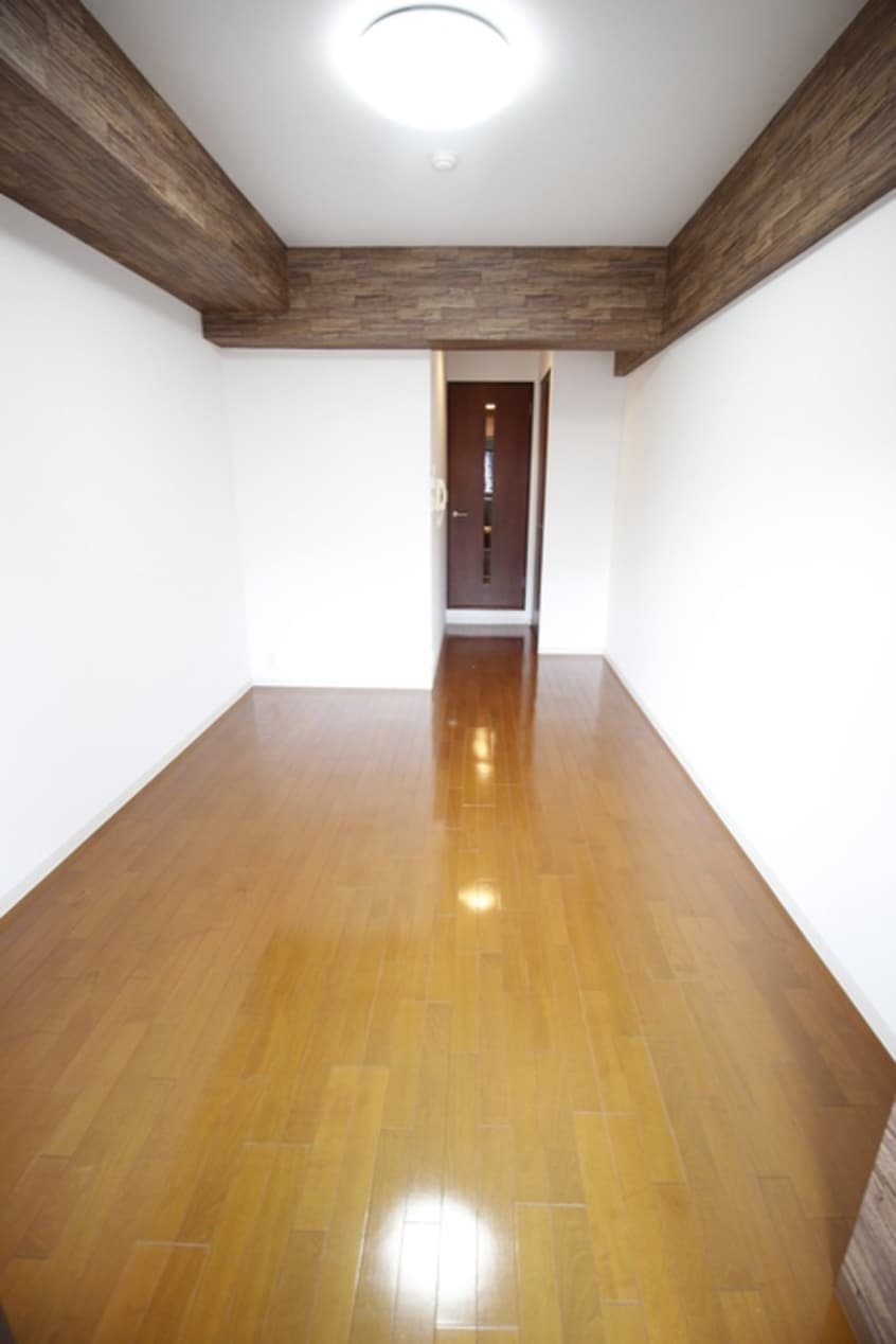 居室 ＳＷＩＳＳ難波西