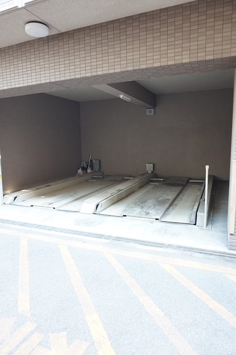 駐車場 ＳＷＩＳＳ難波西