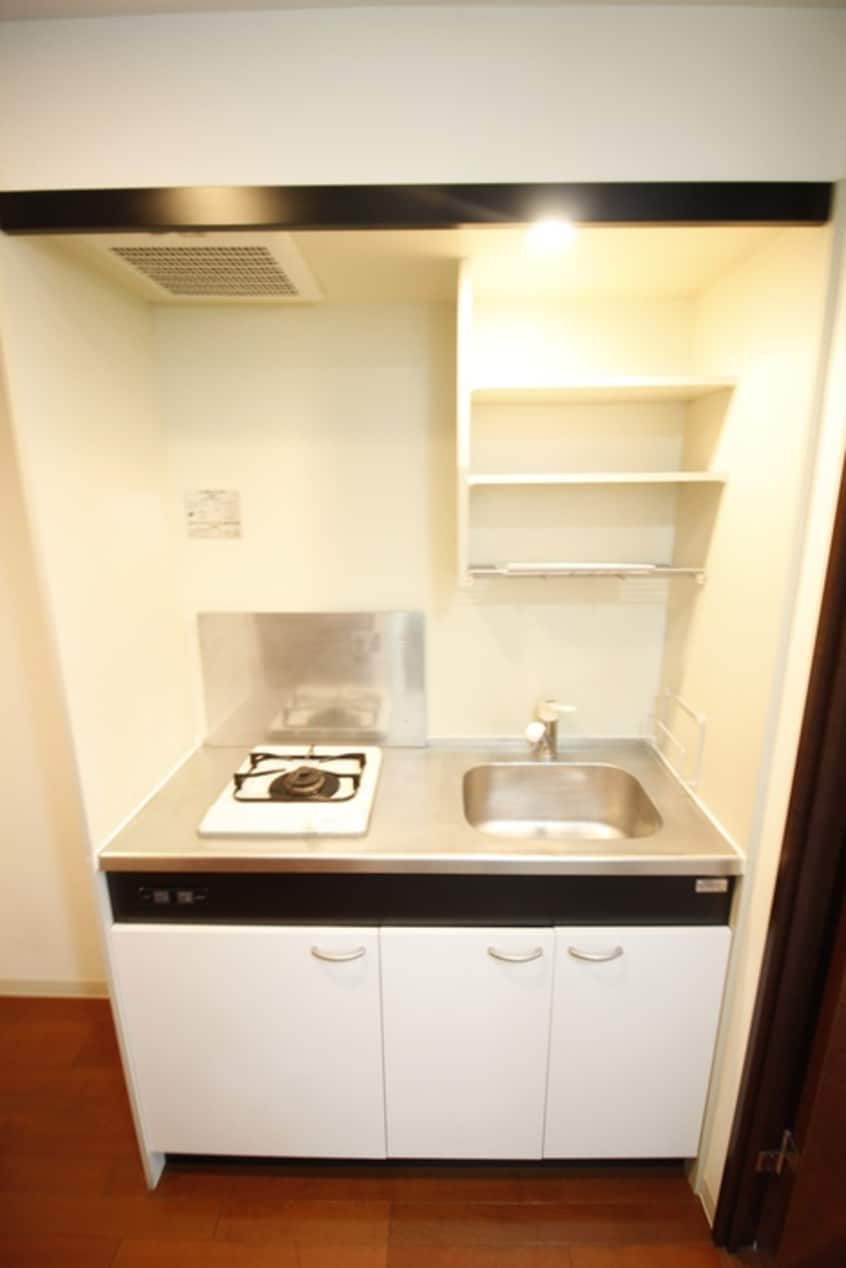 居室 ＳＷＩＳＳ難波西