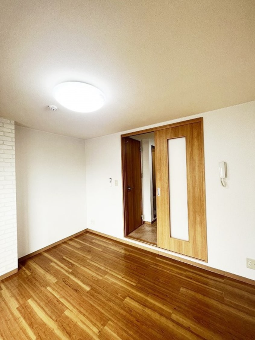 居室 ビルシャナ柳通