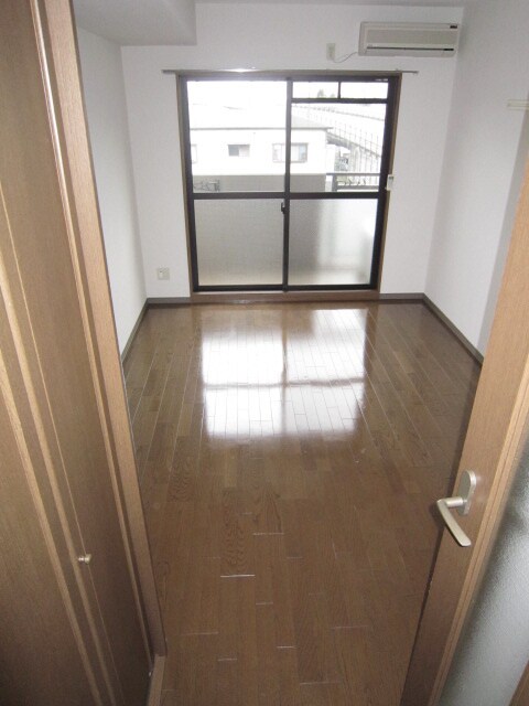 居室 ラグーナ宝ヶ池