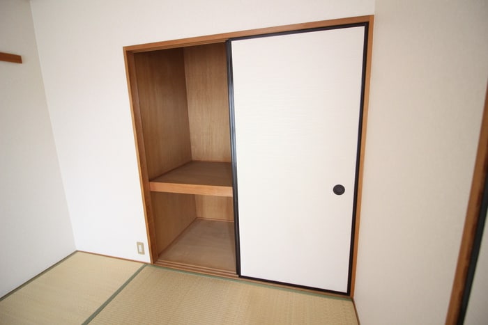 収納 エレガンテ本山