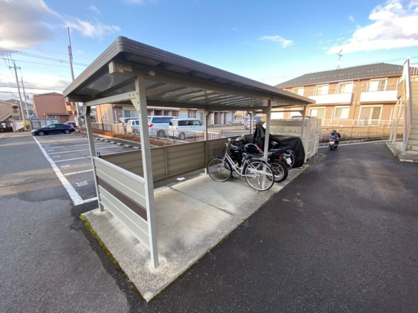 駐輪場 シェロウェン　TA1