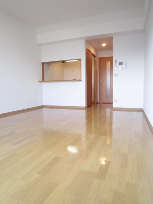 居室 サンロイヤル三条