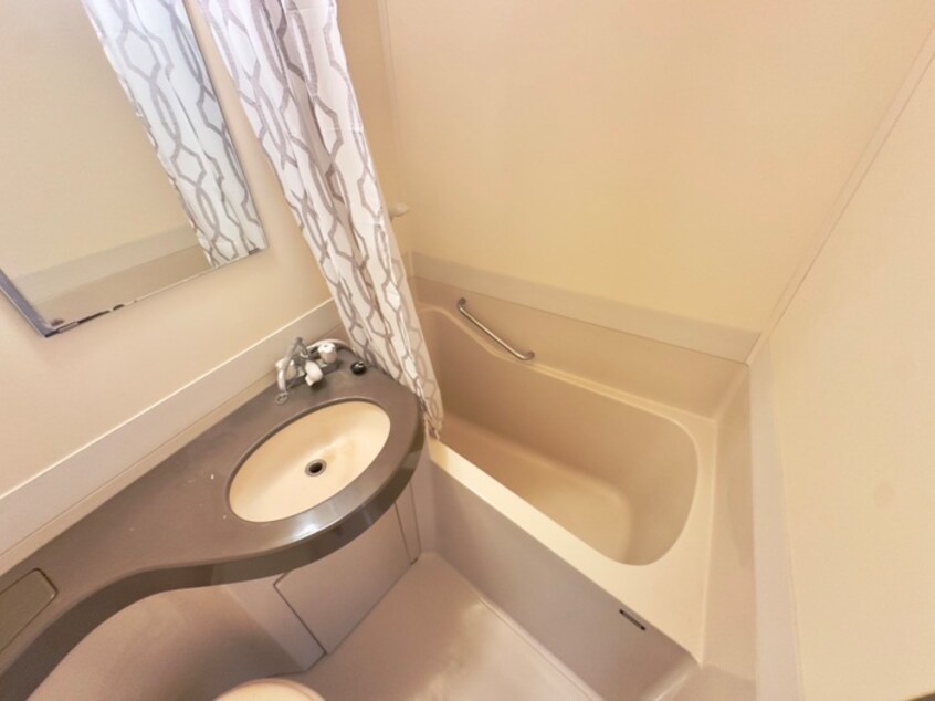 バス／シャワールーム等 コスモＳＴ河原町（９０２）