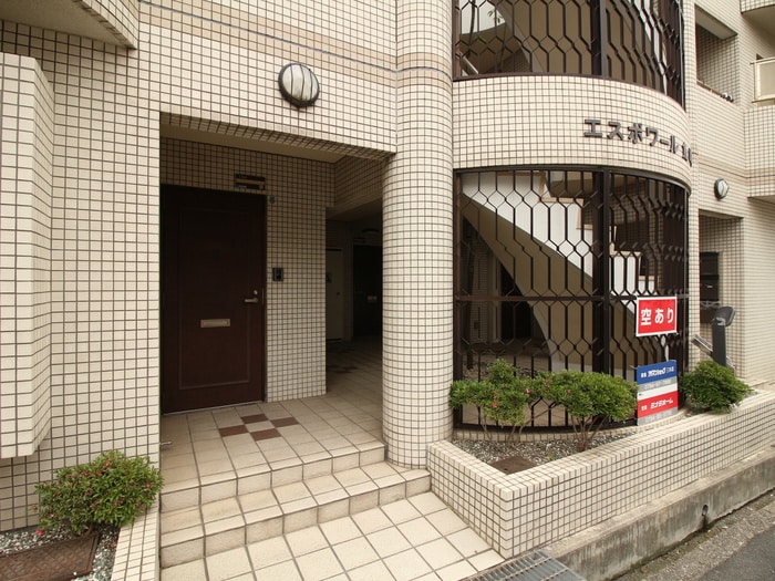 エントランス部分 エスポワール魚崎
