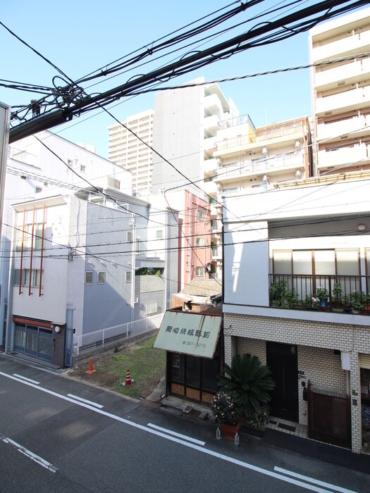 室内からの展望 ﾌｧﾐ-ﾕ河村