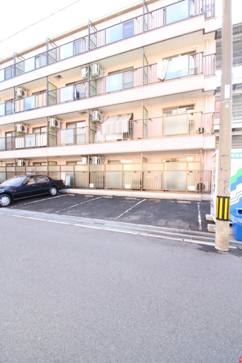 駐車場 レスポワ－ル東