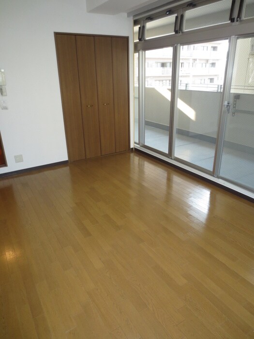 居室 ロイヤル高槻