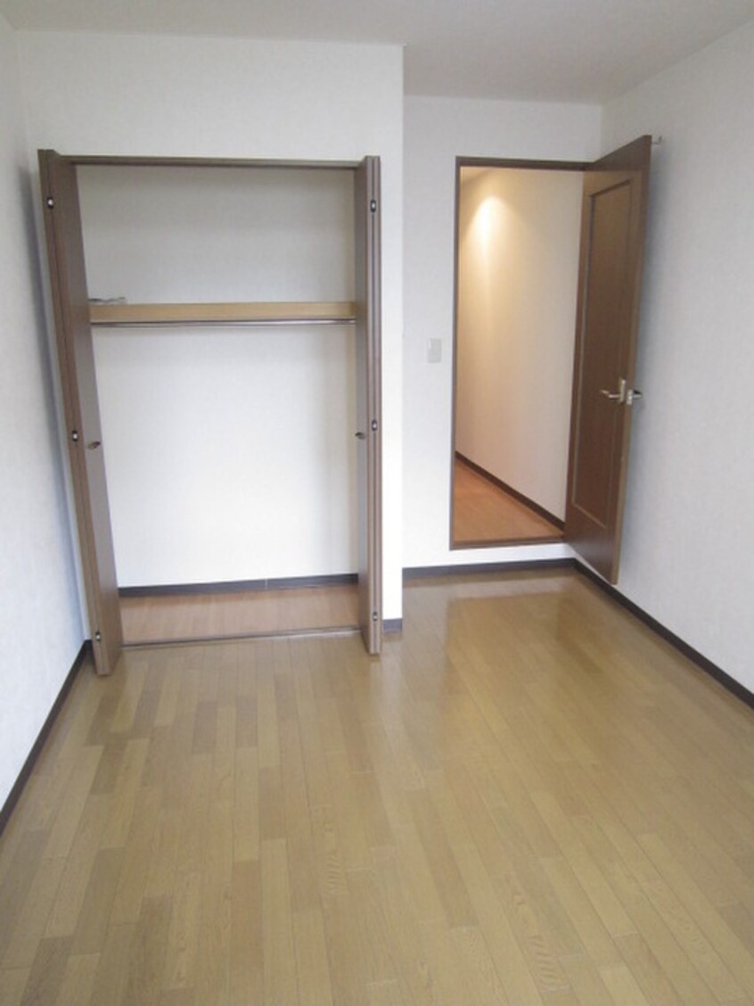 居室 ロイヤル高槻