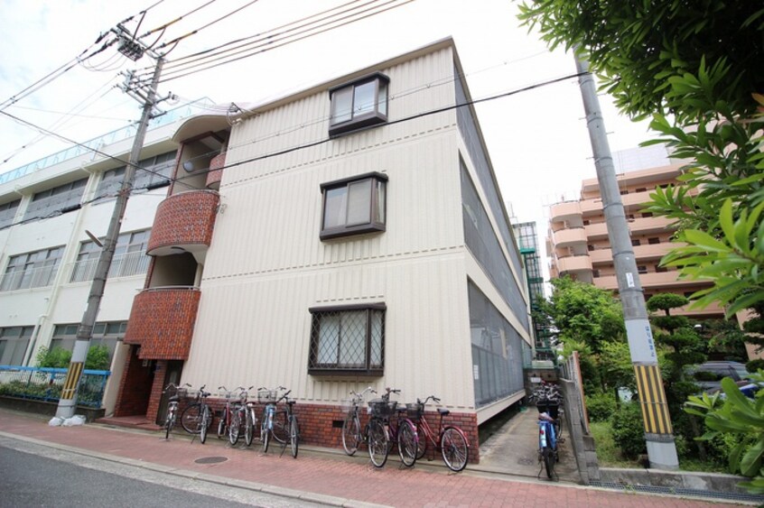 外観写真 マンション華