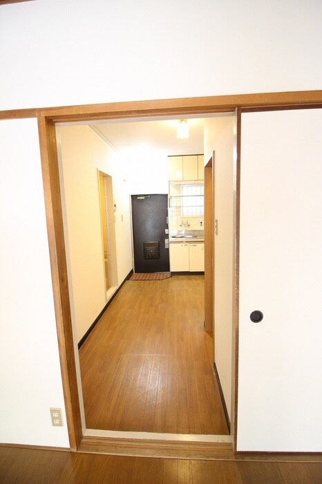 廊下 マンション華