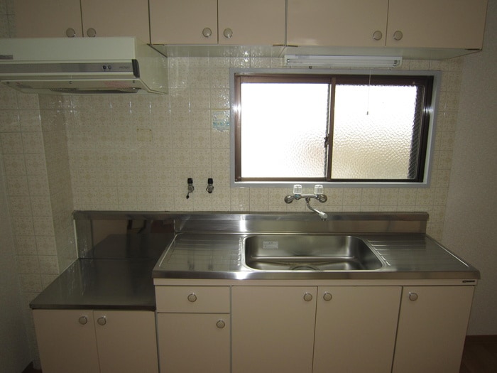キッチン 緑地桜ワンション
