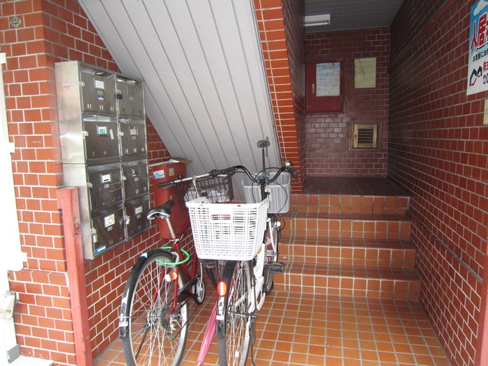 エントランス部分 緑地桜ワンション