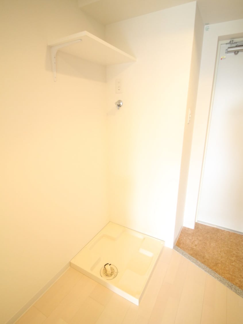 洗濯機置場 Ｌｕｘｅなかもず