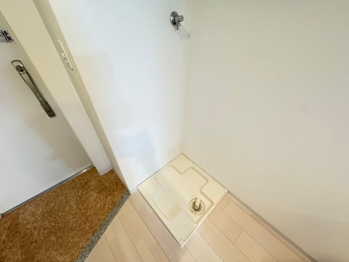 洗濯機置場 Ｌｕｘｅなかもず