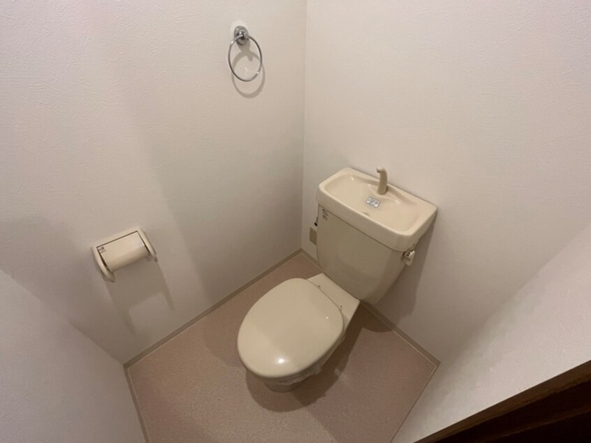 トイレ 日恵ハイツＥ棟