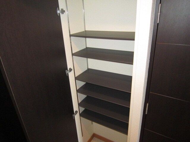 靴箱 アスヴェル兵庫駅前(1002)