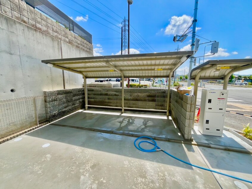 駐輪場 ルクスルーチェ