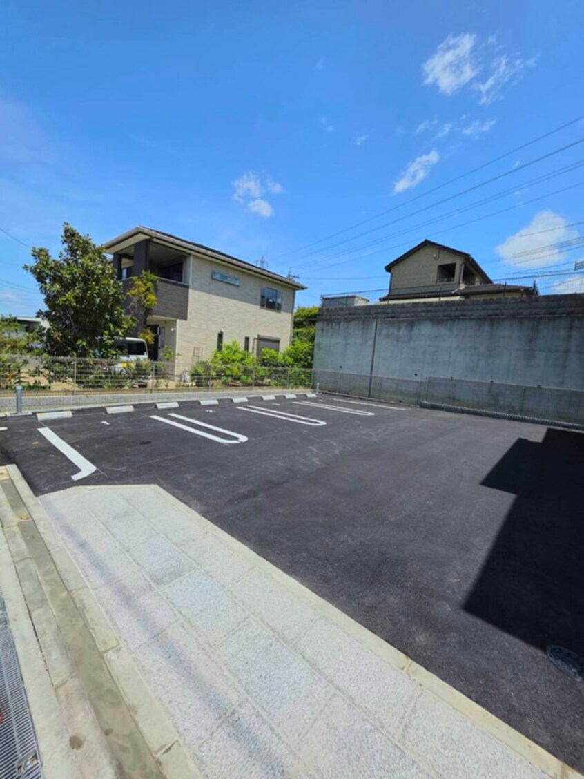 駐車場 ルクスルーチェ