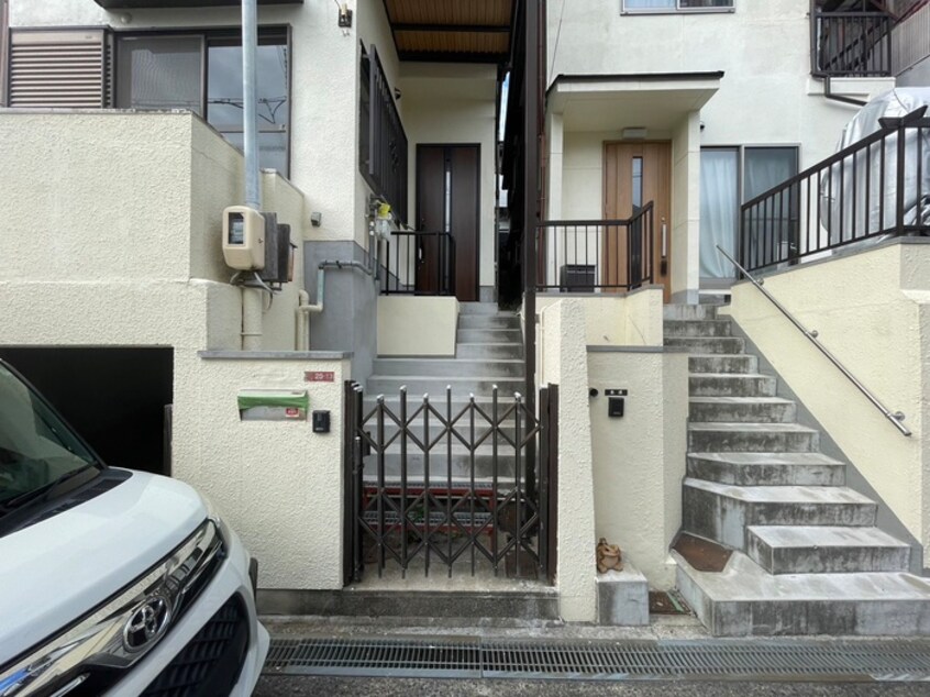 エントランス部分 MAYUMIハウス181号館津田元町