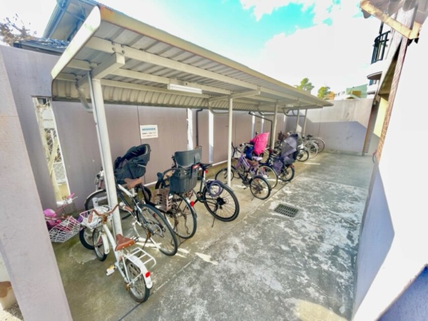 駐輪場 スイ－トシンフォニ－
