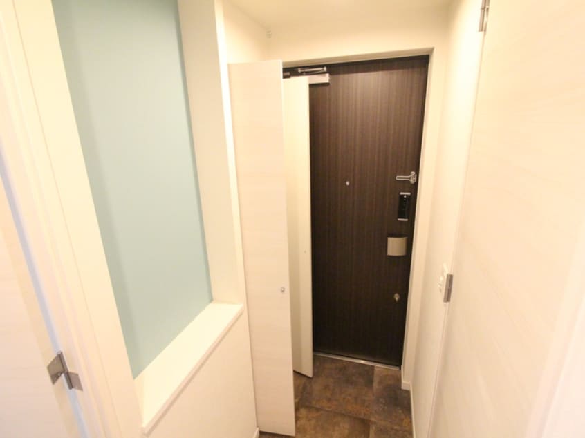 玄関 ピネータテラス武庫之荘