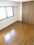 居室 ロイヤルコート