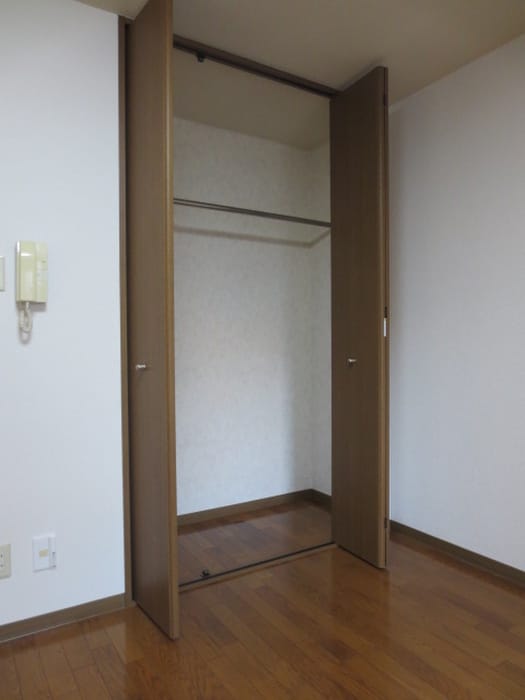 収納 ロイヤルコート