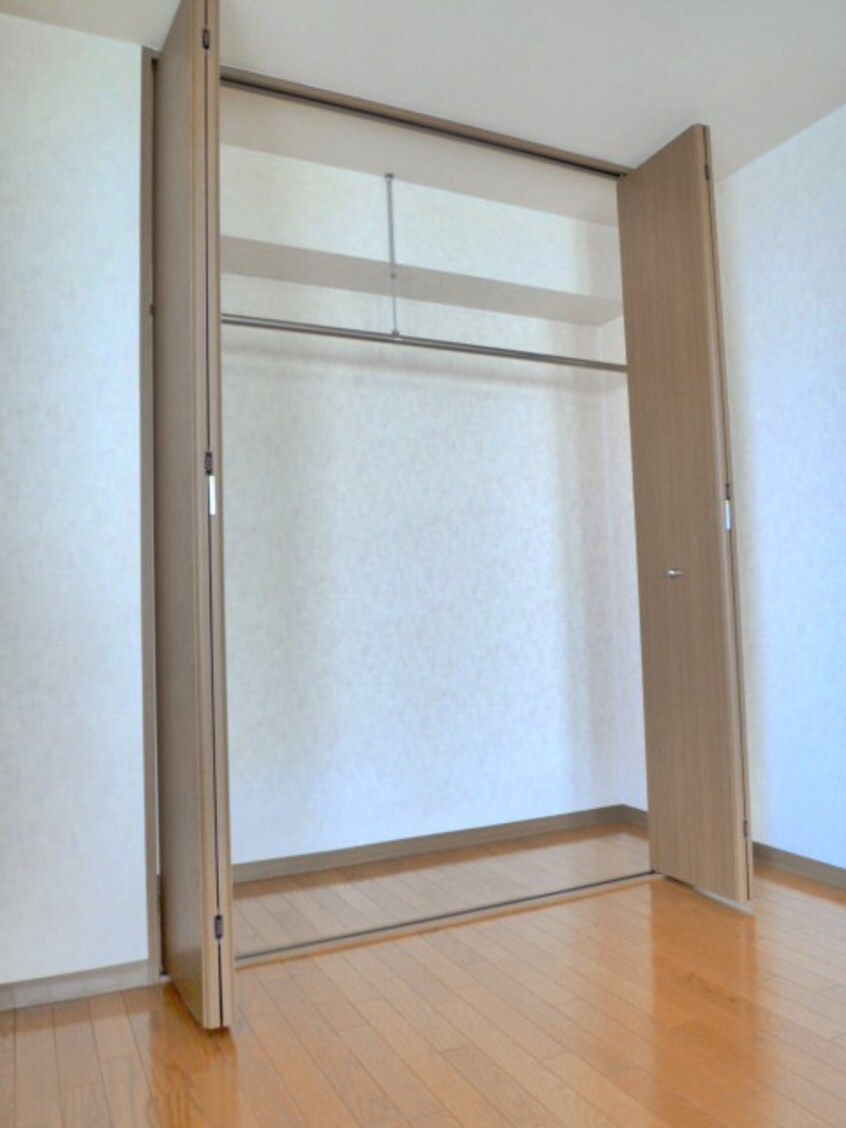 収納 ロイヤルコート