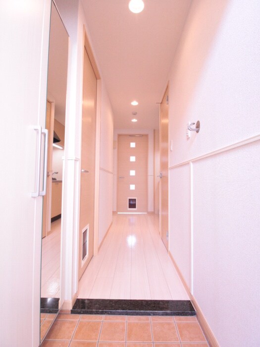 玄関 巽北ロイヤルマンション