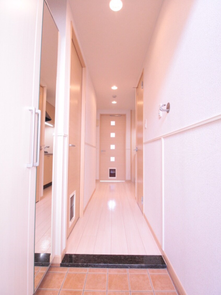 玄関 巽北ロイヤルマンション