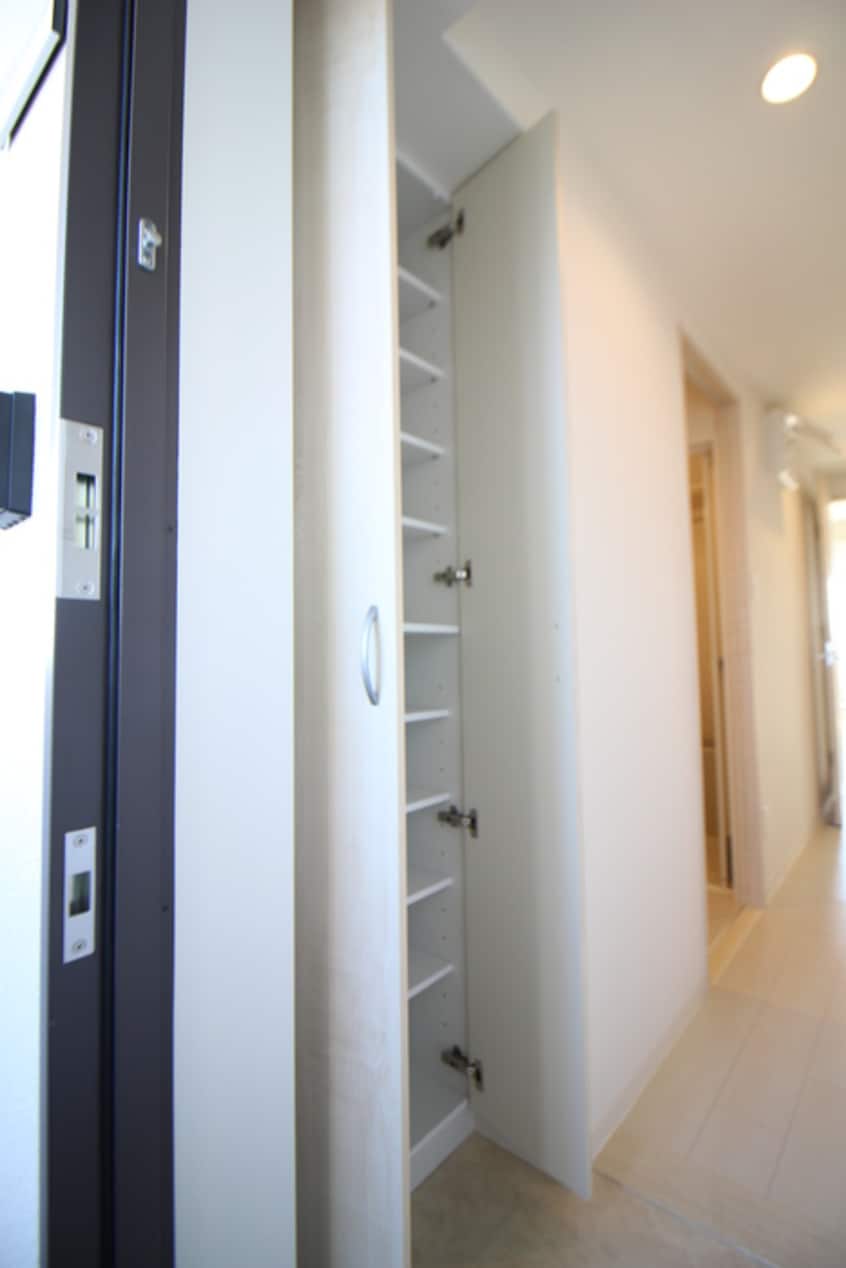 靴箱 ＴＫアンバーコート六条通