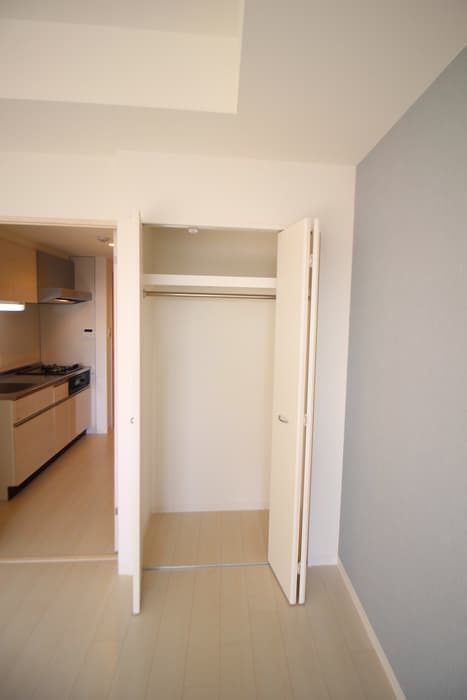 収納 ＴＫアンバーコート六条通