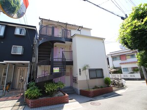 ハイツ有岡