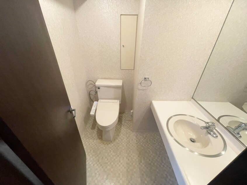 トイレ ポートピアプラザA棟（1404）