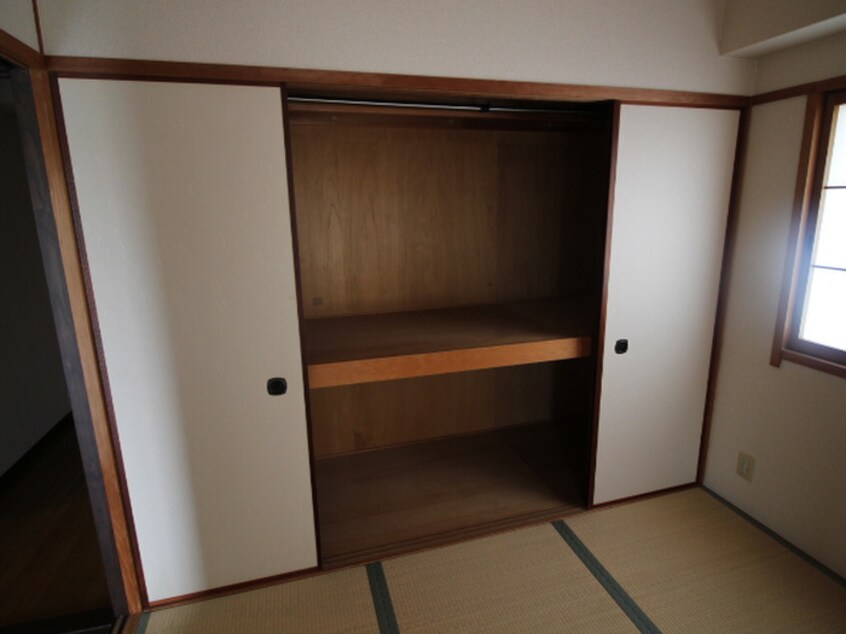 収納 リバーサイド千里丘