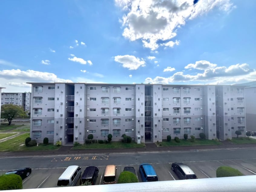 室内からの展望 公社清和台住宅21号棟(406)