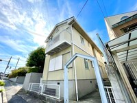 フレグランス西岡本