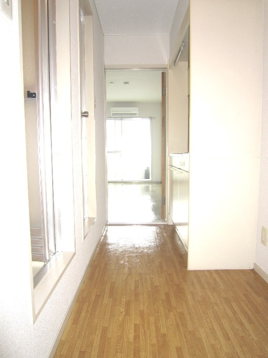 玄関 サンテラスリベーヌ