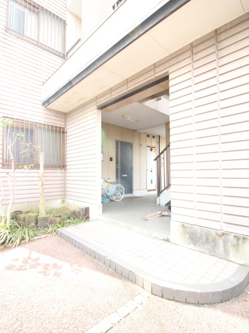 エントランス部分 クレセント