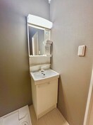 洗面 南の風　ラ・サンブラ