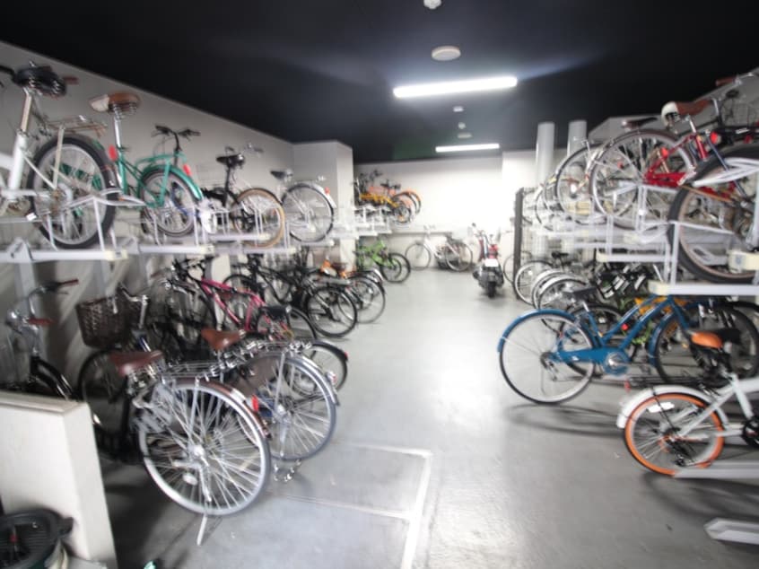駐輪場 エスライズ京都河原町(402)